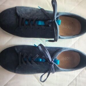 Vionic Paisley women’s size 10